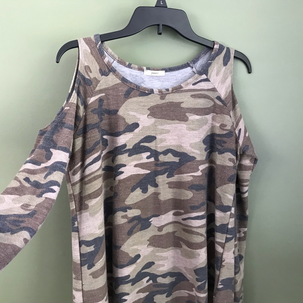 Camouflage Cold Shoulder Long Sleeve Shirt Jodifl